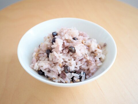 [学校給食]黒千石大豆の炊き込みごはん